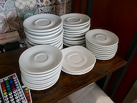 Opbergrekje met koffiekopjes en glazen - afbeelding 4 van  6