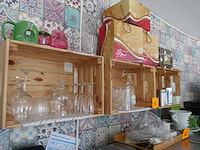 Opbergrekje met koffiekopjes en glazen - afbeelding 5 van  6