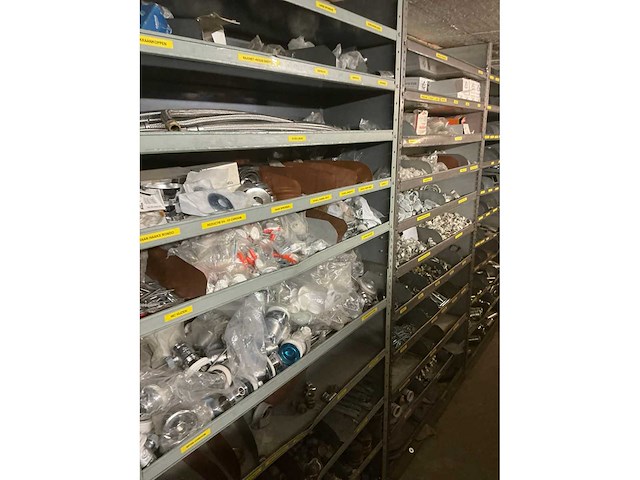 Opbergrekken met inhoud (10x) - afbeelding 29 van  32