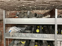 Opbergrekken met inhoud - afbeelding 8 van  16
