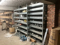 Opbergrekken met inhoud - afbeelding 1 van  16