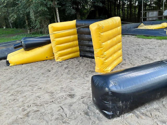 Opblaasbaar arena avonturenparcours 30x30m - afbeelding 21 van  21