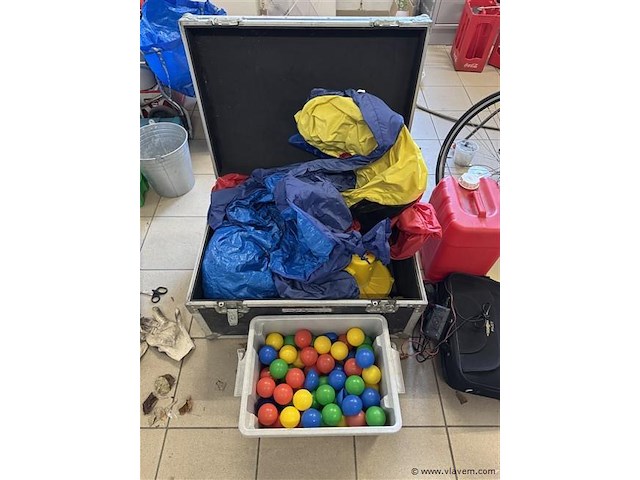 Opblaasbaar ballenbad - afbeelding 1 van  1