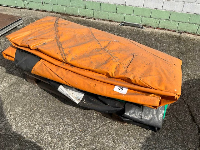 Opblaasbaar vecht platform - afbeelding 6 van  6