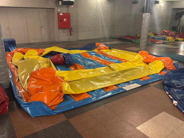 Opblaasbare boxring - afbeelding 6 van  6