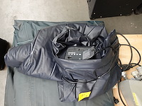 Opblaasbare jacuzzi bestway - afbeelding 9 van  10