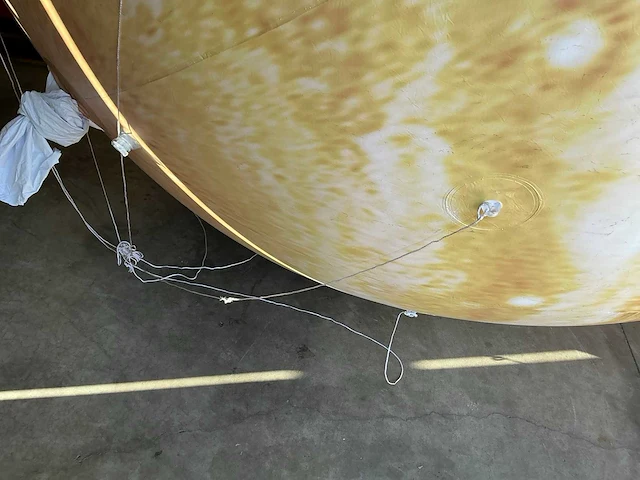 Opblaasbare planeet uranus - afbeelding 3 van  5