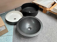 Opbouw wastafels en handenwassers (7x) - afbeelding 3 van  8