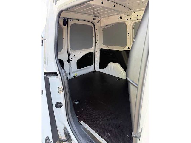 Opel - - combo - opel combo - afbeelding 2 van  17