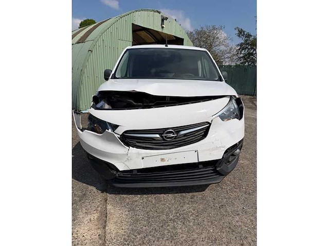 Opel - - combo - opel combo - afbeelding 15 van  17