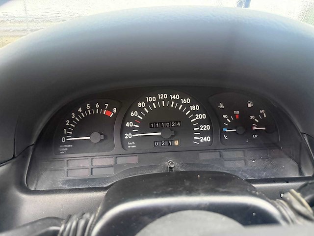 Opel - 1992 - calibra - oltimer - personenauto - afbeelding 10 van  26