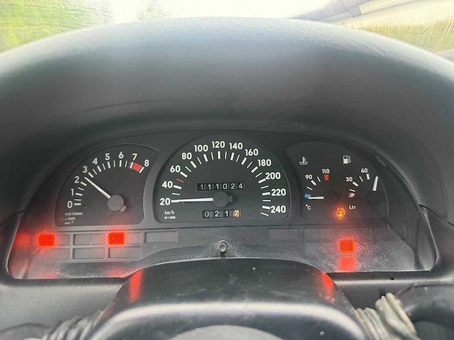 Opel - 1992 - calibra - oltimer - personenauto - afbeelding 15 van  26