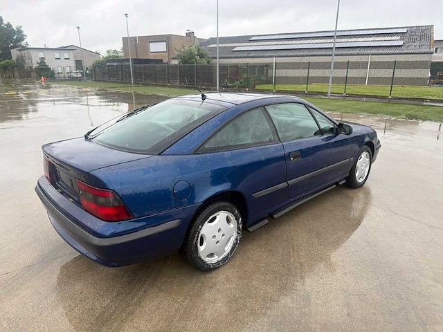 Opel - 1992 - calibra - oltimer - personenauto - afbeelding 24 van  26