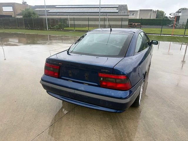 Opel - 1992 - calibra - oltimer - personenauto - afbeelding 14 van  26