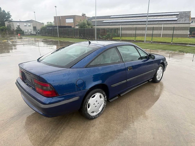 Opel - 1992 - calibra - oltimer - personenauto - afbeelding 22 van  26