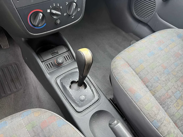 Opel - 2001 - corsa - automaat - personenauto - afbeelding 10 van  19