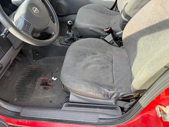 Opel - 2004 - combo - personenauto - afbeelding 25 van  32