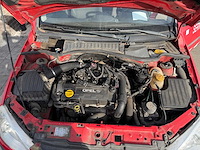 Opel - 2004 - combo - personenauto - afbeelding 1 van  2