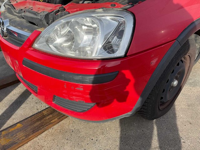 Opel - 2004 - combo - personenauto - afbeelding 17 van  31