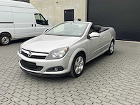 Opel - 2006 - astra cabrio - personenauto - afbeelding 1 van  12