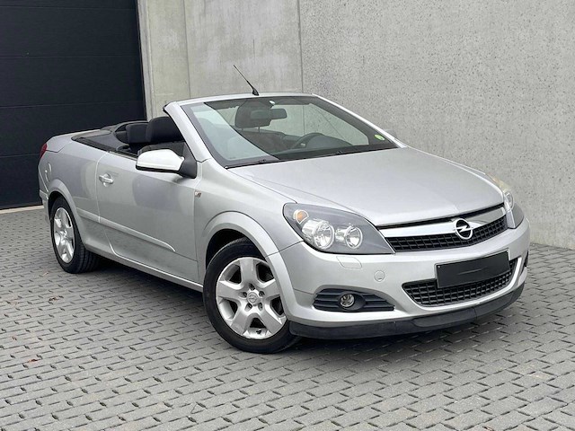 Opel - 2006 - astra cabrio - personenauto - afbeelding 7 van  12