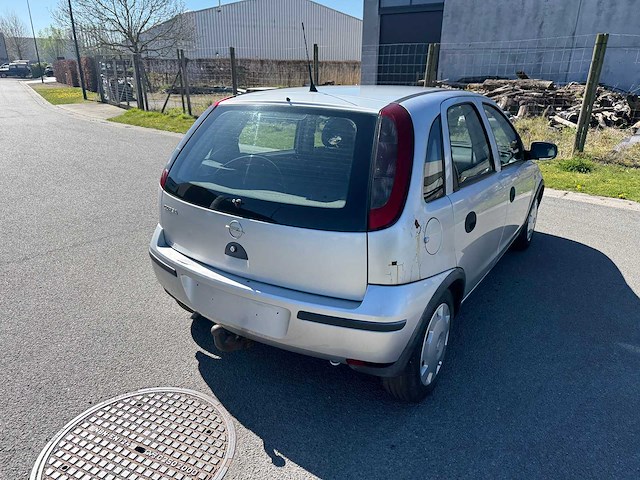 Opel - 2006 - corsa - personenauto - afbeelding 3 van  24