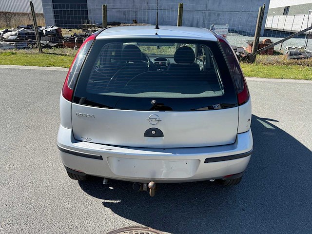 Opel - 2006 - corsa - personenauto - afbeelding 4 van  24