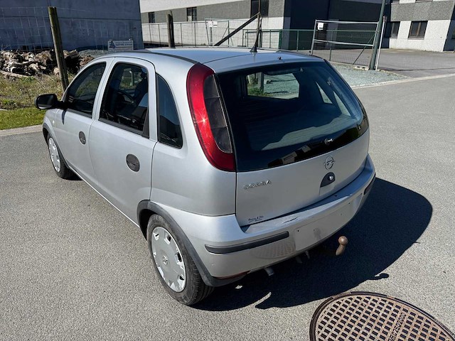 Opel - 2006 - corsa - personenauto - afbeelding 6 van  24