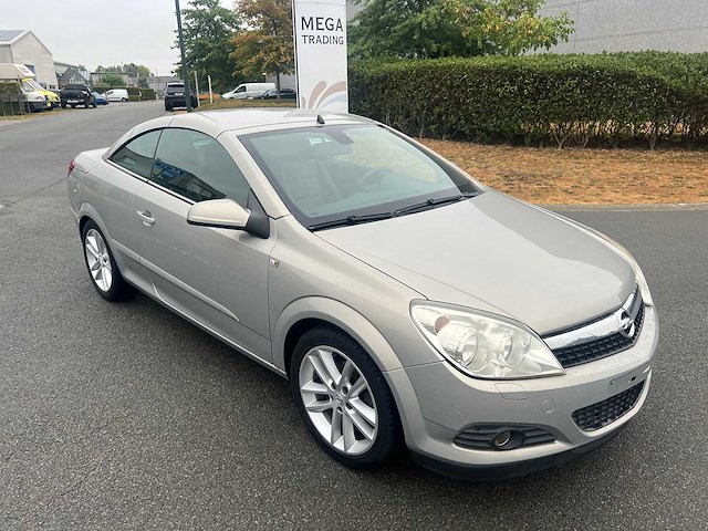Opel - 2007 - astra - cabrio - personenauto - afbeelding 1 van  26