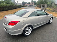 Opel - 2007 - astra - cabrio - personenauto - afbeelding 12 van  26