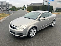 Opel - 2007 - astra - cabrio - personenauto - afbeelding 13 van  26