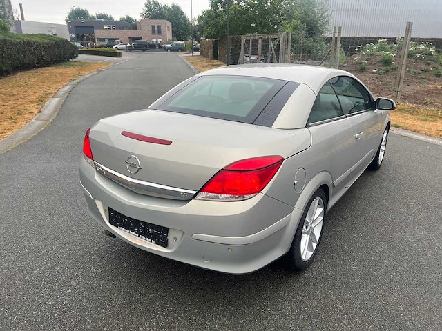Opel - 2007 - astra - cabrio - personenauto - afbeelding 9 van  24
