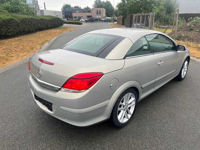 Opel - 2007 - astra - cabrio - personenauto - afbeelding 10 van  24