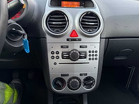 Opel - 2009 - corsa - personenauto - afbeelding 9 van  23