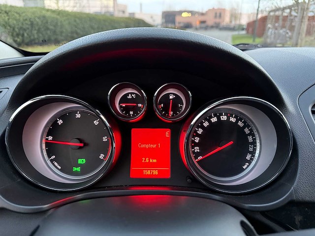 Opel - 2010 - insignia - break - personenauto - afbeelding 18 van  30