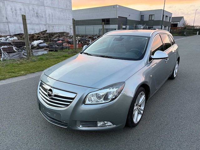 Opel - 2010 - insignia - break - personenauto - afbeelding 25 van  30
