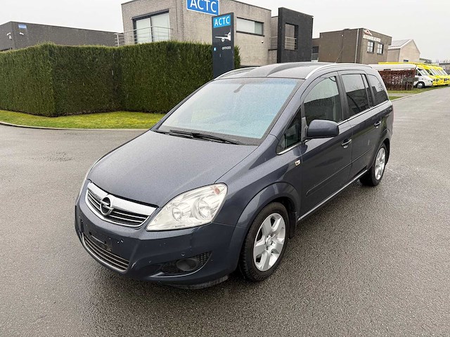 Opel - 2010 - zafira - cosmo monocab - personenauto - afbeelding 23 van  41