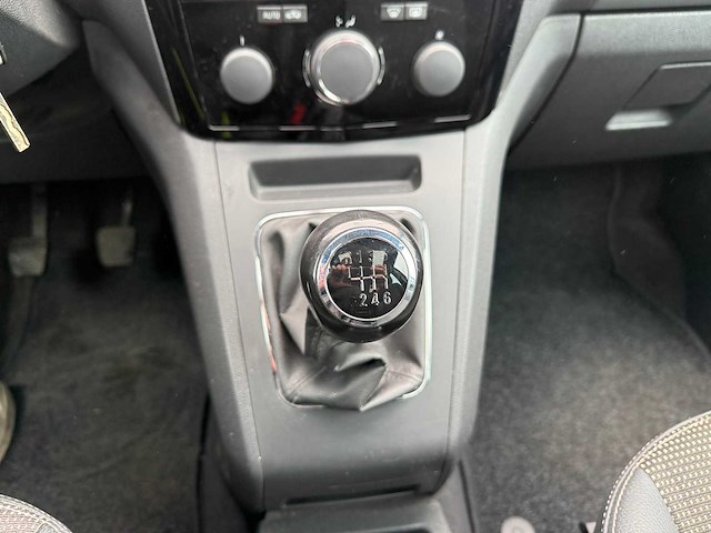 Opel - 2010 - zafira - cosmo monocab - personenauto - afbeelding 11 van  21