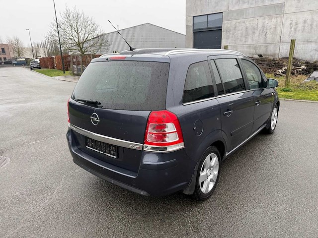 Opel - 2010 - zafira - cosmo monocab - personenauto - afbeelding 2 van  33