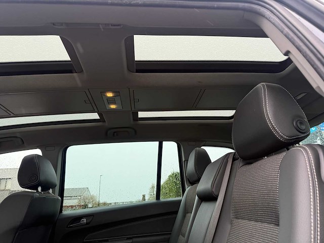 Opel - 2010 - zafira - cosmo monocab - personenauto - afbeelding 17 van  33