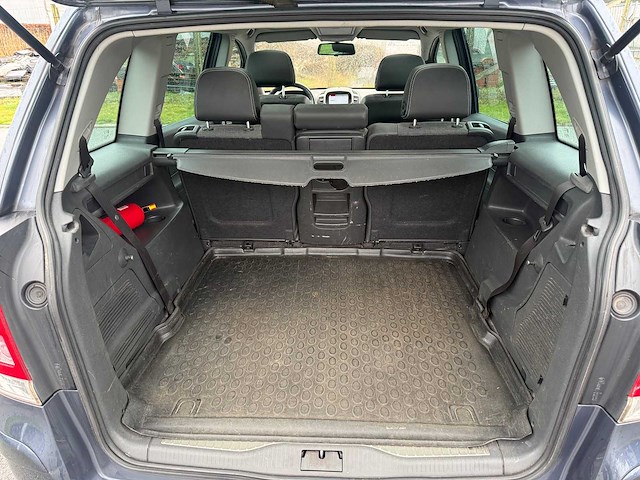 Opel - 2010 - zafira - cosmo monocab - personenauto - afbeelding 19 van  33