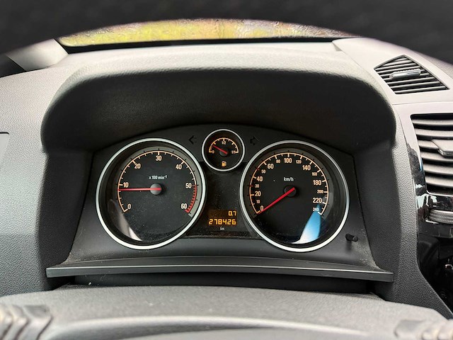 Opel - 2010 - zafira - cosmo monocab - personenauto - afbeelding 26 van  33