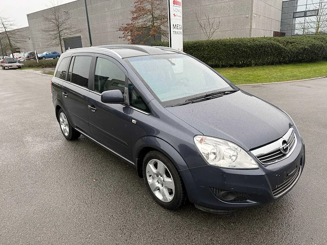 Opel - 2010 - zafira - cosmo monocab - personenauto - afbeelding 36 van  41