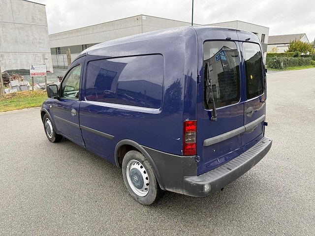 Opel - 2011 - combo - personenauto - afbeelding 19 van  22