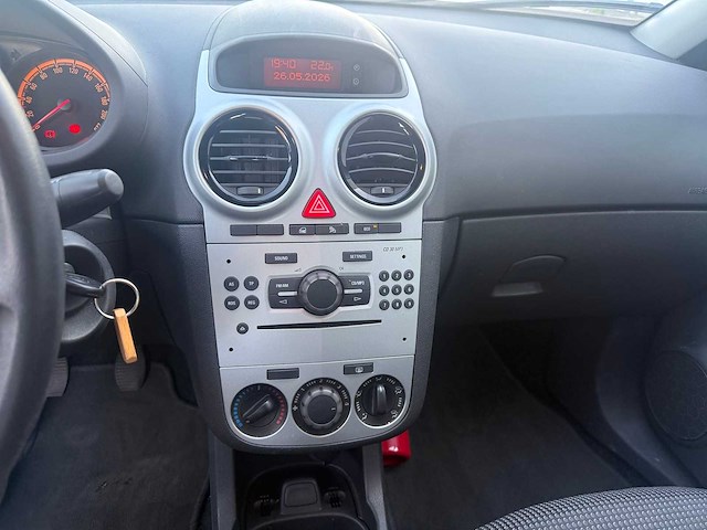 Opel - 2012 - corsa - personen - personenauto - afbeelding 13 van  26