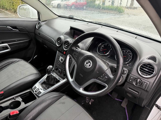 Opel - 2013 - antara - 4x4 - personenauto - afbeelding 6 van  18