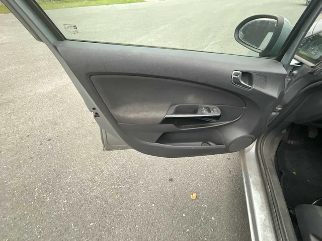 Opel - 2013 - corsa - sedan - personenauto - afbeelding 11 van  32