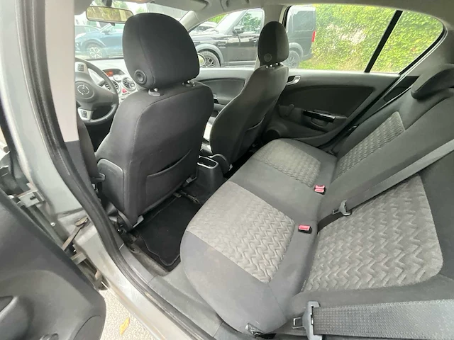 Opel - 2013 - corsa - sedan - personenauto - afbeelding 13 van  32