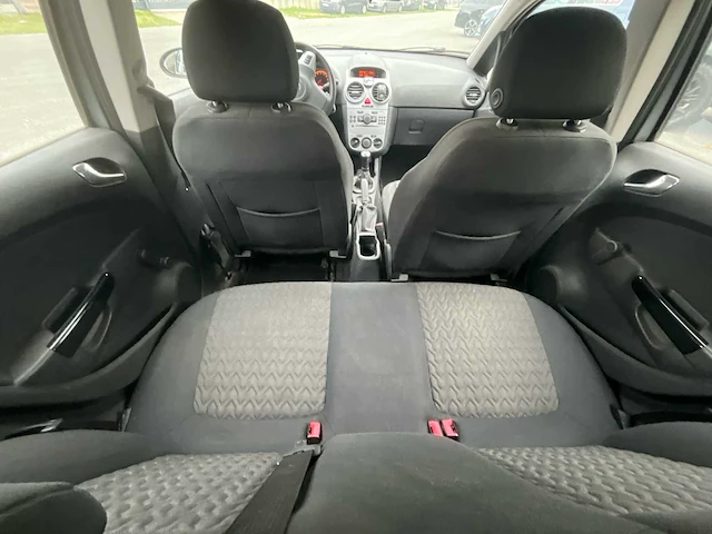Opel - 2013 - corsa - sedan - personenauto - afbeelding 16 van  32