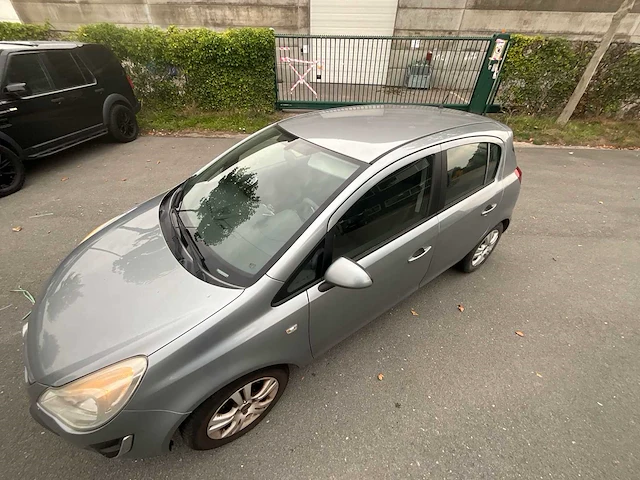 Opel - 2013 - corsa - sedan - personenauto - afbeelding 4 van  32